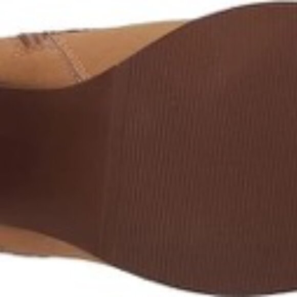 XOXO Women's Maddie Fashion Heeled Ankle Boot, Beige, Size 5 - Picture 7 of 7